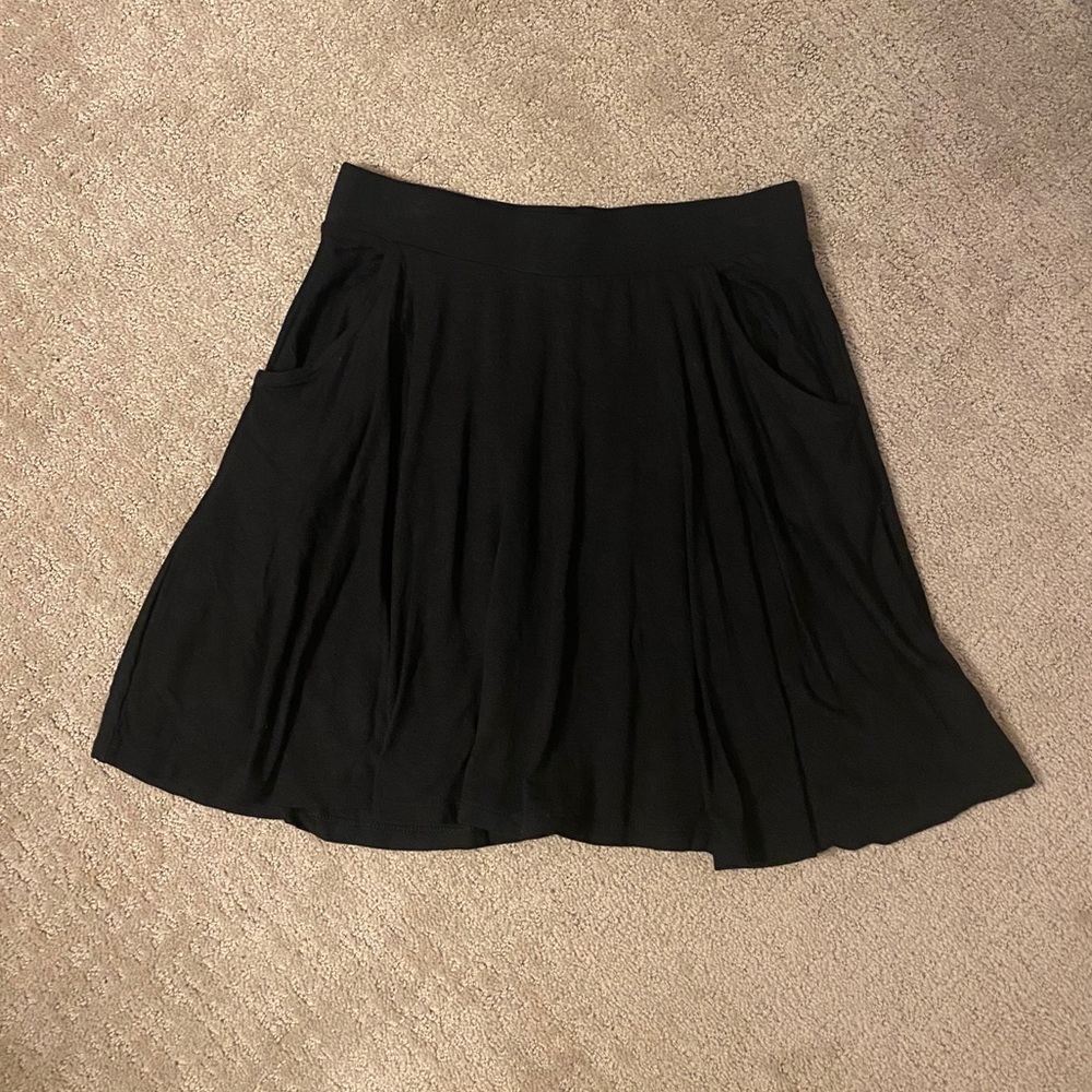 Black skater skirt